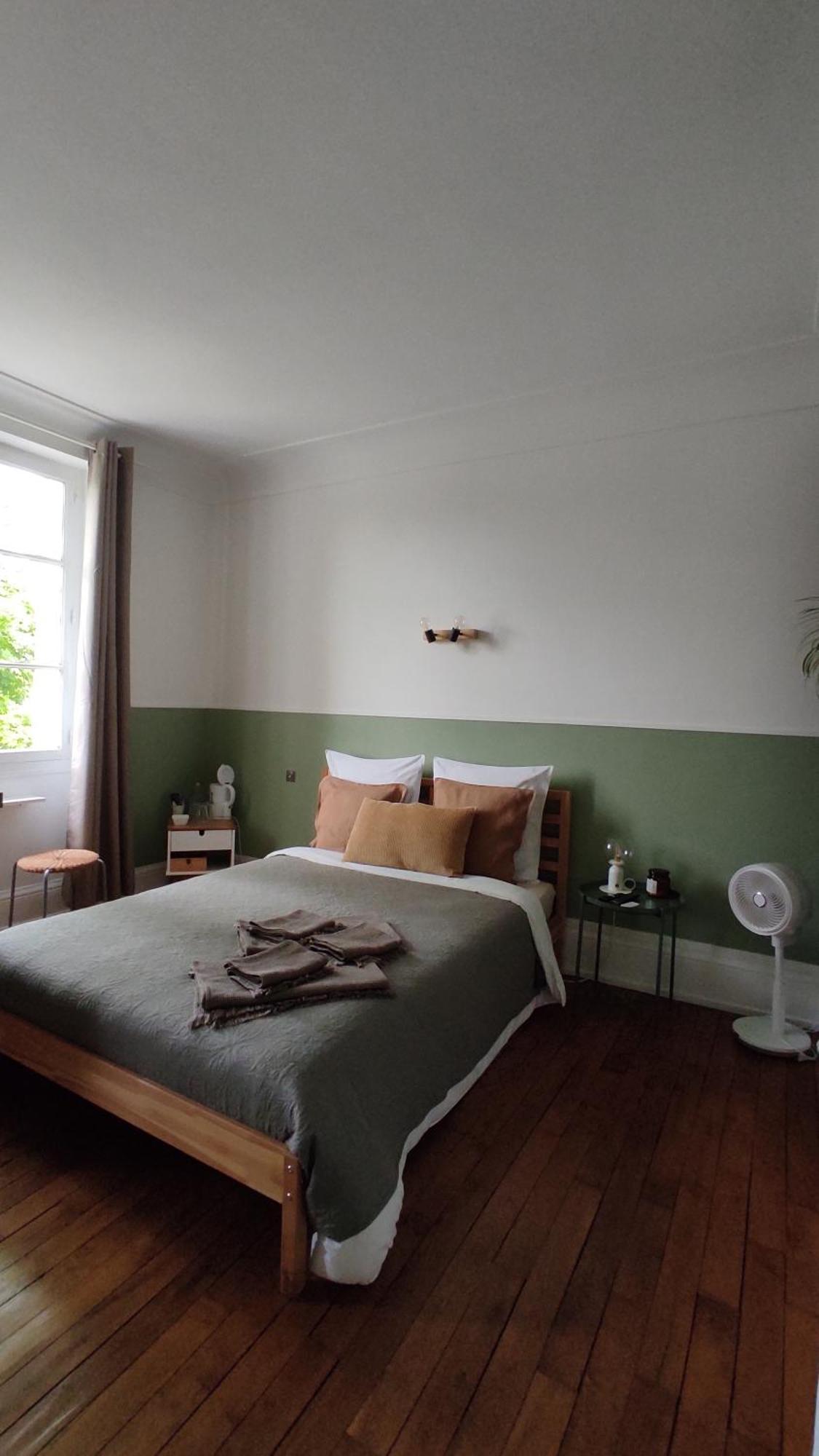 Pavillon C.R Bed and Breakfast Isles-sur-Suippe Eksteriør billede